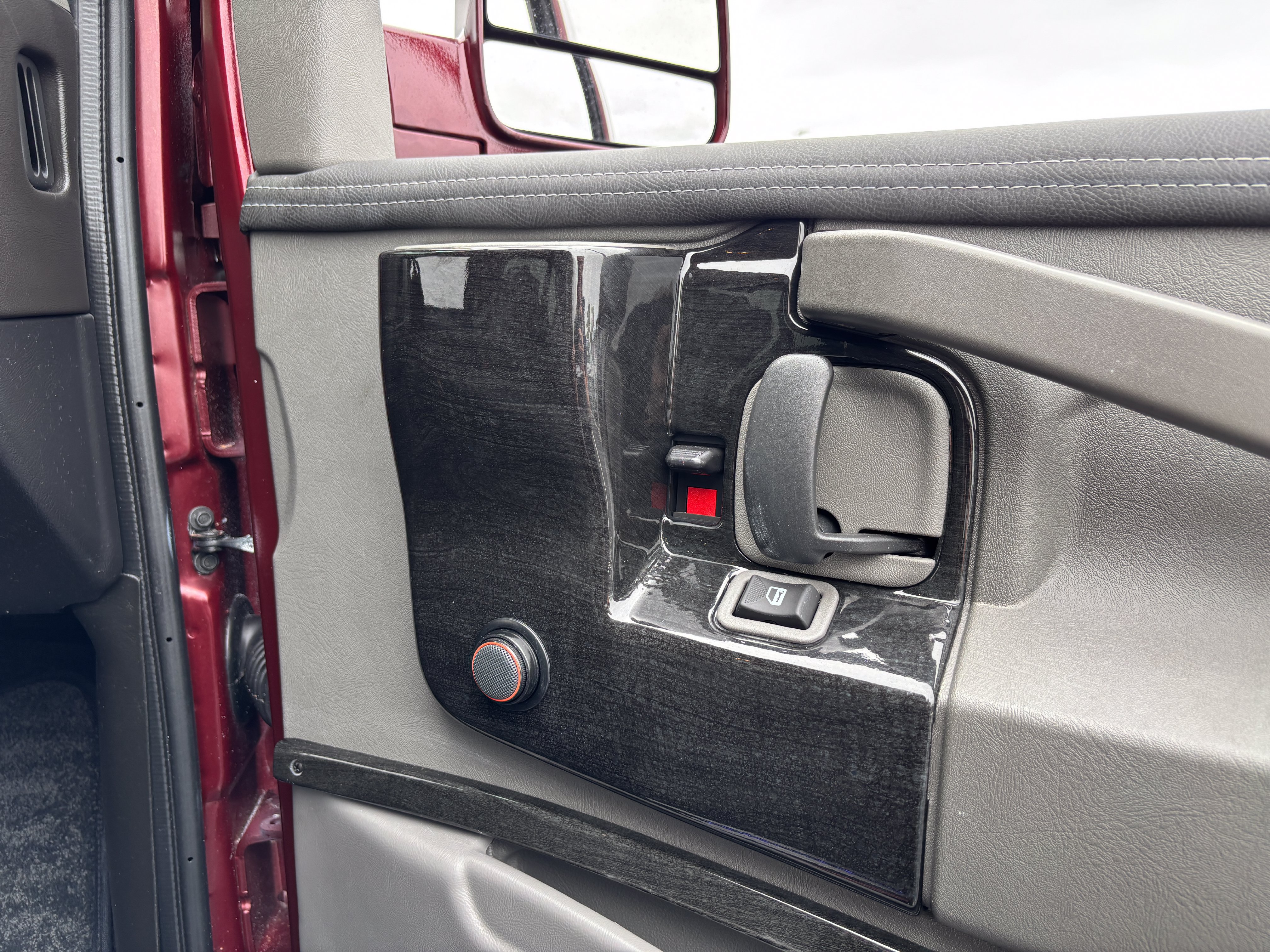New 2026 GMC Savana 2500 w/ Driver Convenience Package RWD image 19