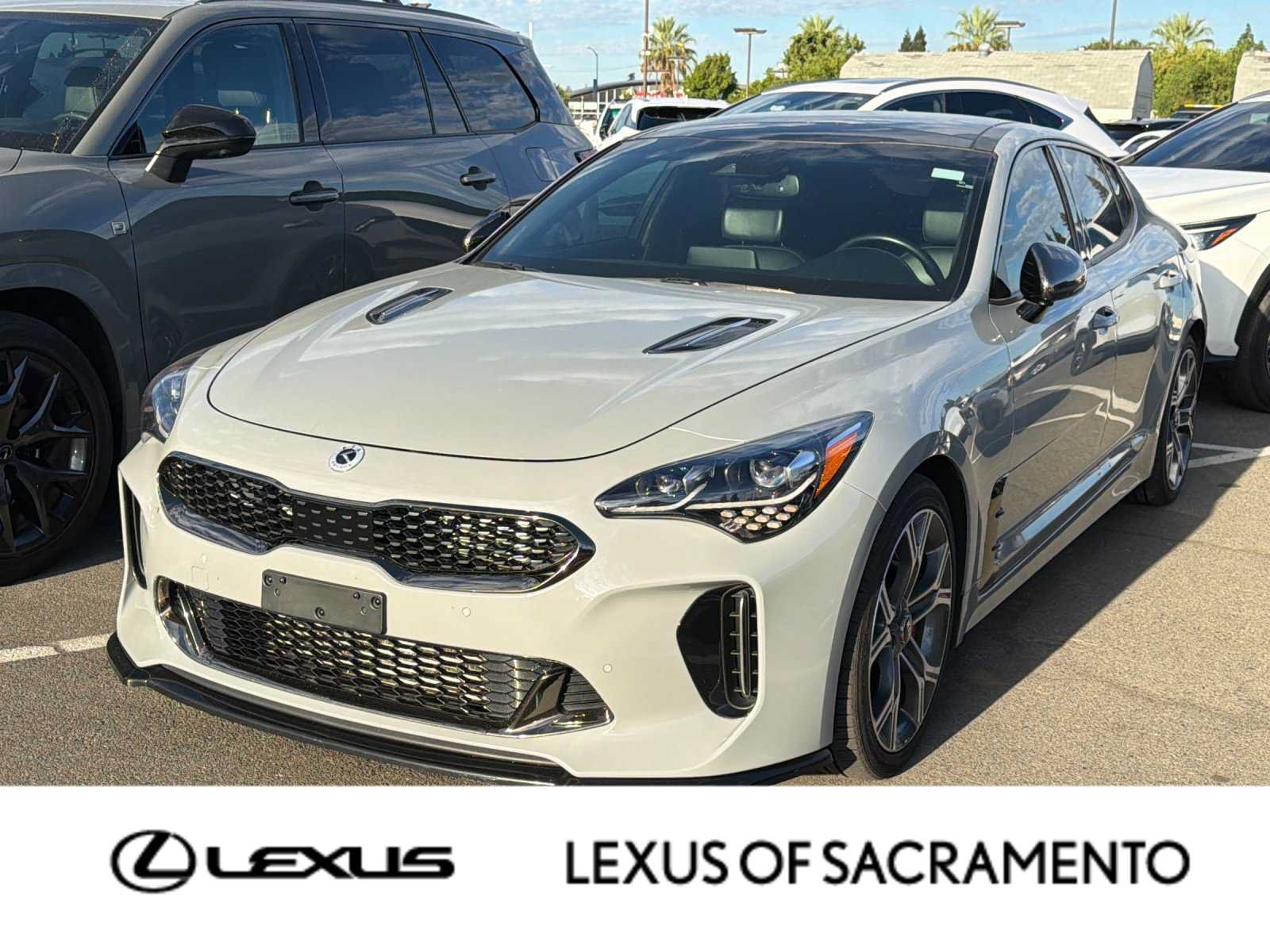 Used 2021 Kia Stinger GT1 RWD image 1