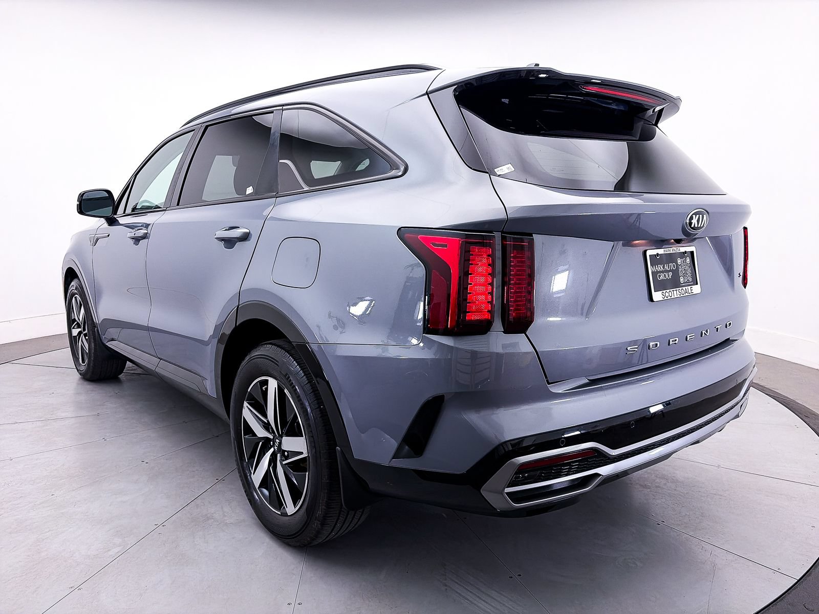 Used 2021 Kia Sorento S FWD image 13