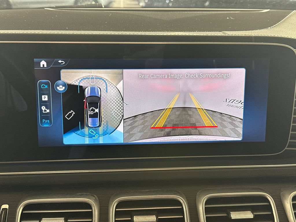 Used 2025 Mercedes-Benz GLS 450 4MATIC image 6