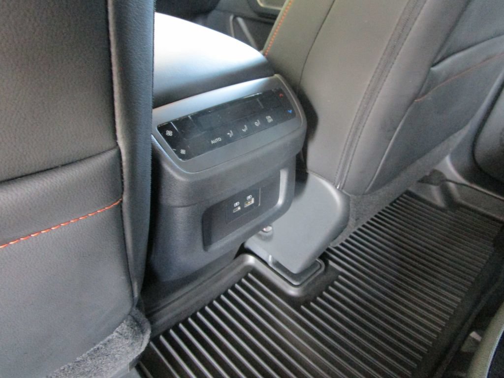 Used 2024 Nissan Pathfinder Rock Creek AWD/4WD image 20