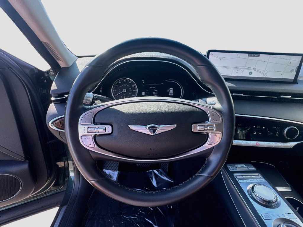 Used 2022 Genesis GV70 2.5T Select AWD/4WD image 7