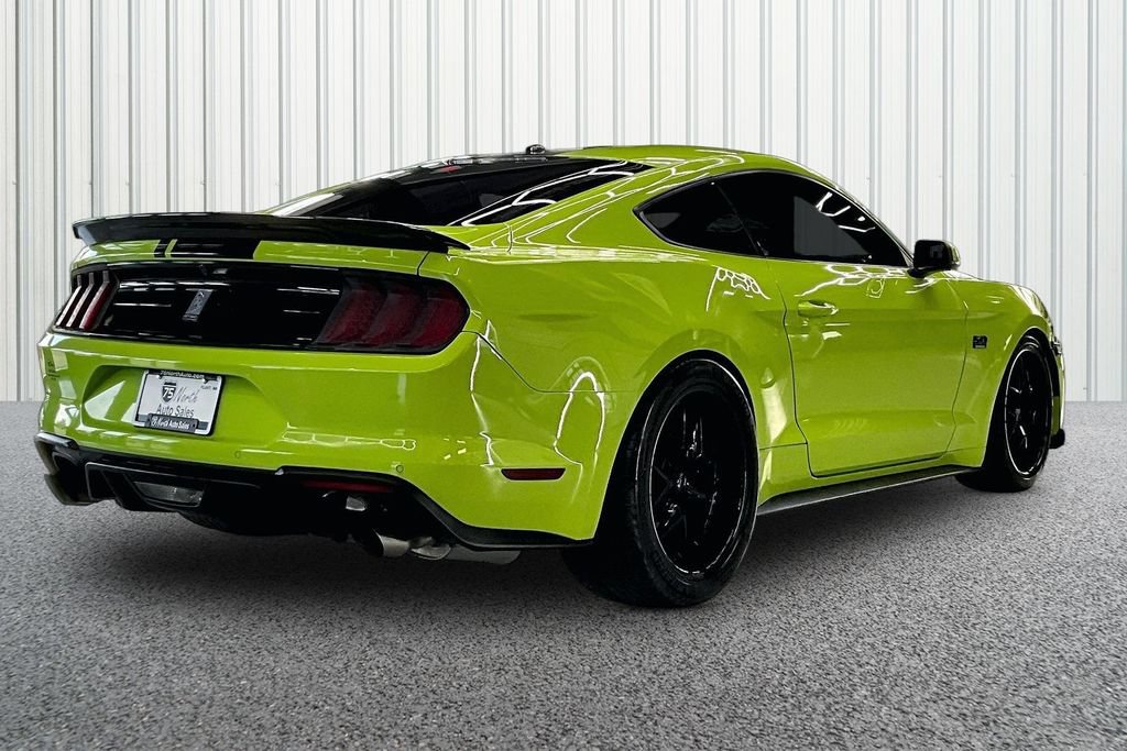 Used 2020 Ford Mustang GT Premium w/ GT Performance Package RWD image 6