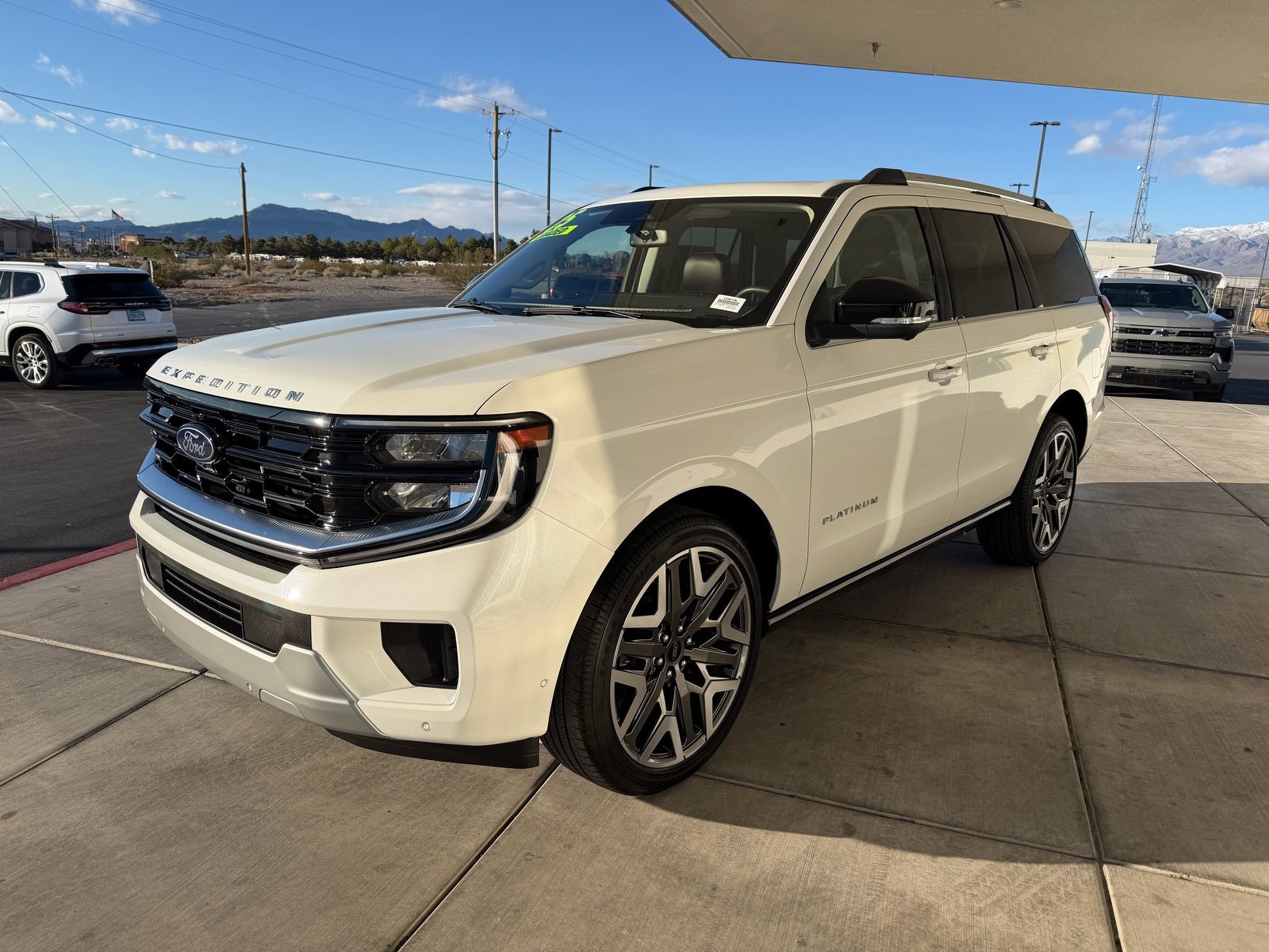 Used 2025 Ford Expedition Platinum w/ Platinum Ultimate Package image 7