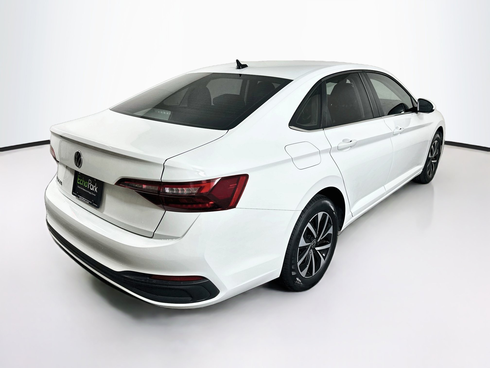 Used 2024 Volkswagen Jetta S FWD image 9