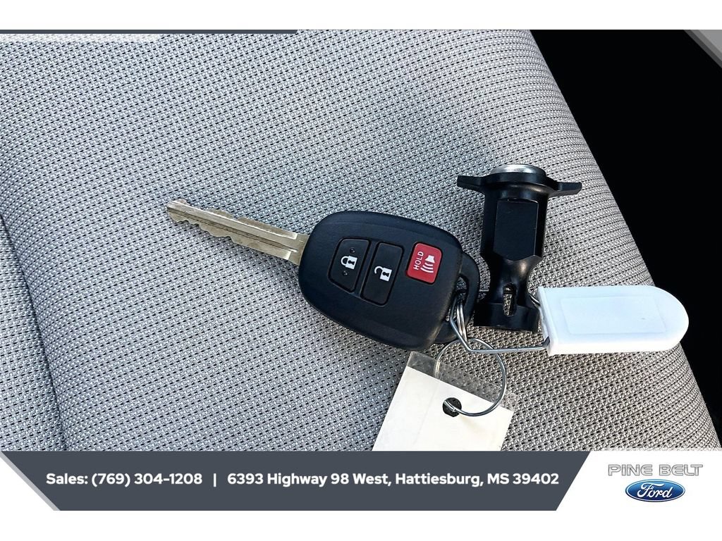 Used 2026 Toyota Corolla Cross L FWD image 10