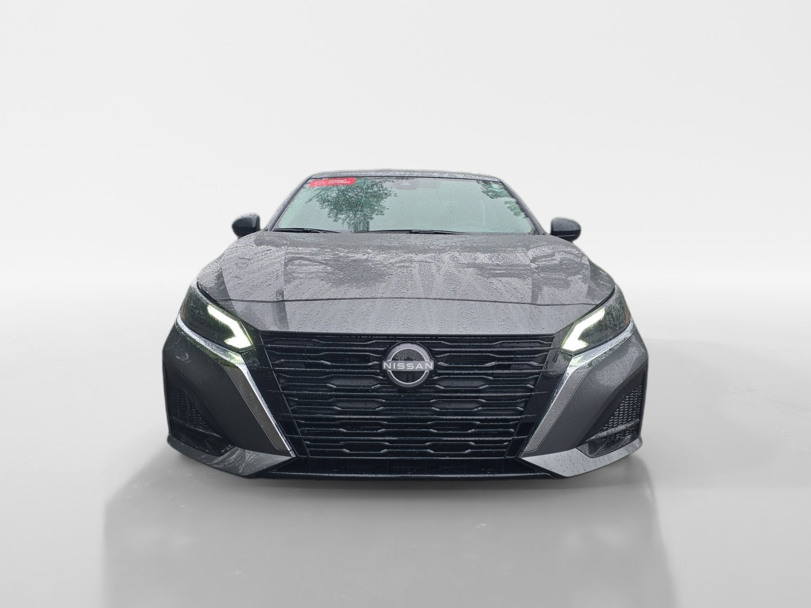 Used 2025 Nissan Altima 2.5 SV FWD image 8