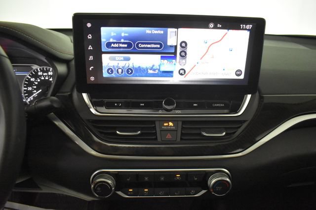 Certified 2024 Nissan Altima 2.5 SR w/ SR Premium Package FWD image 19