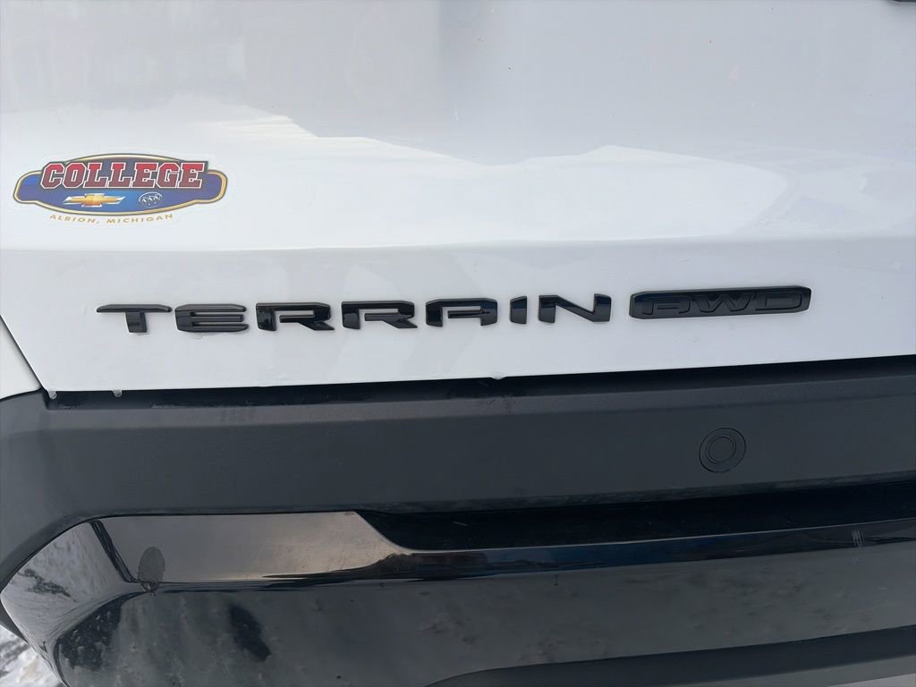 Used 2026 GMC Terrain Elevation w/ Elevation Premium Package image 8