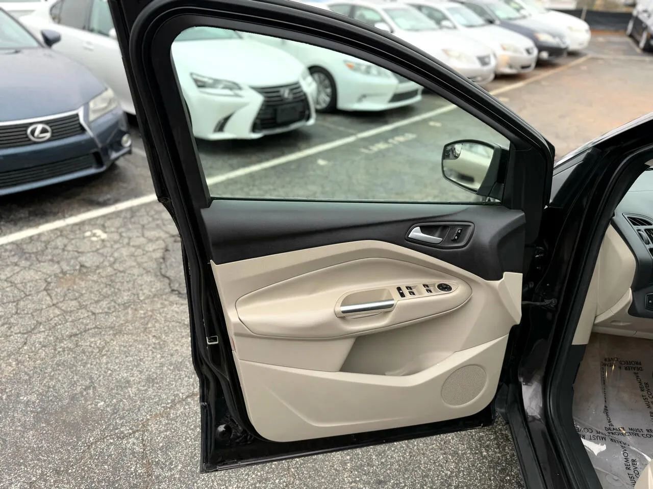 Used 2013 Ford Escape SE FWD image 19