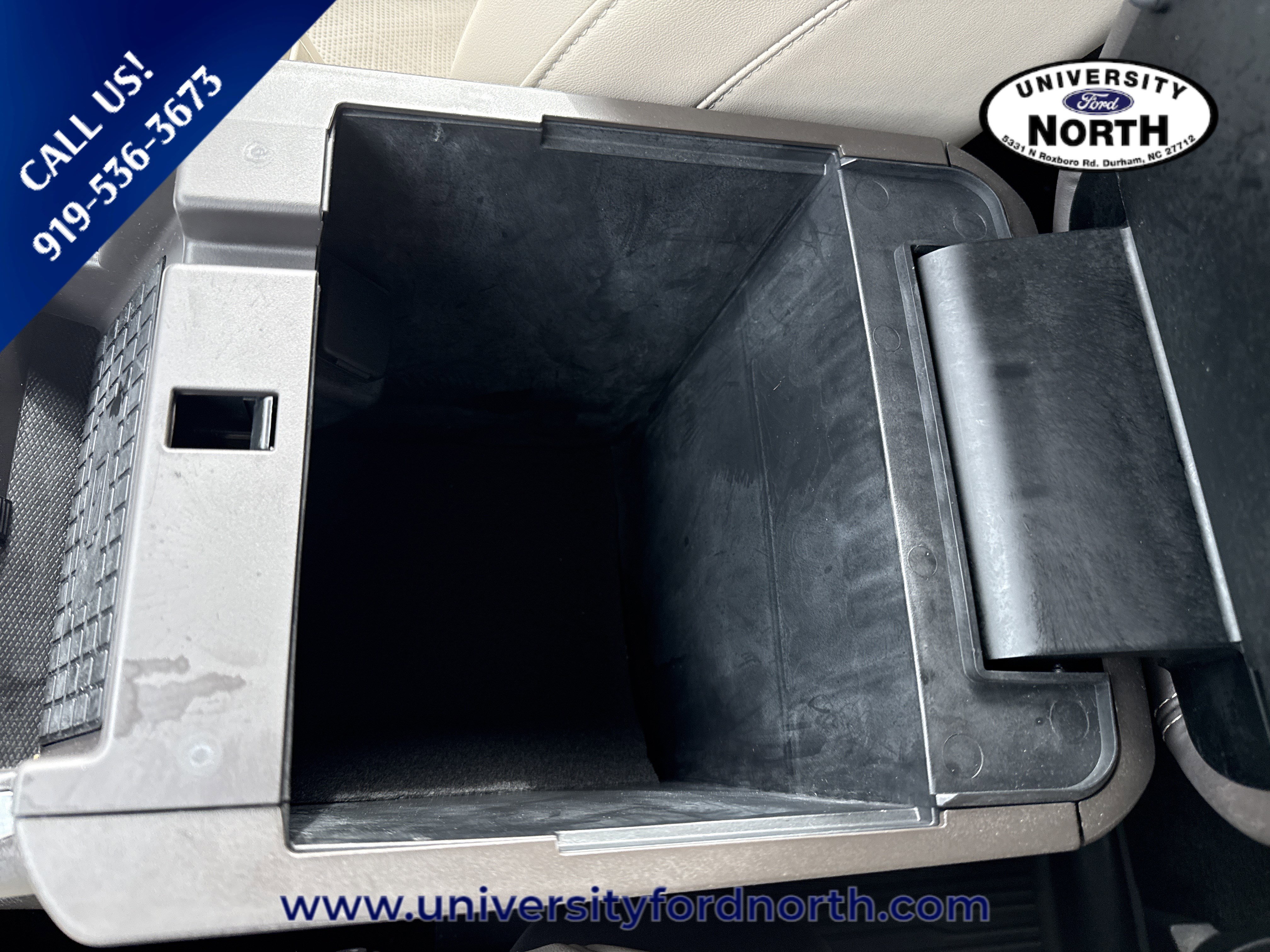 Used 2023 Ford Explorer Platinum w/ Technology Package image 35