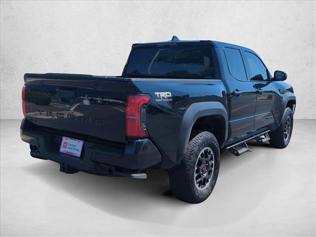 Certified 2025 Toyota Tacoma TRD Off-Road AWD/4WD image 5