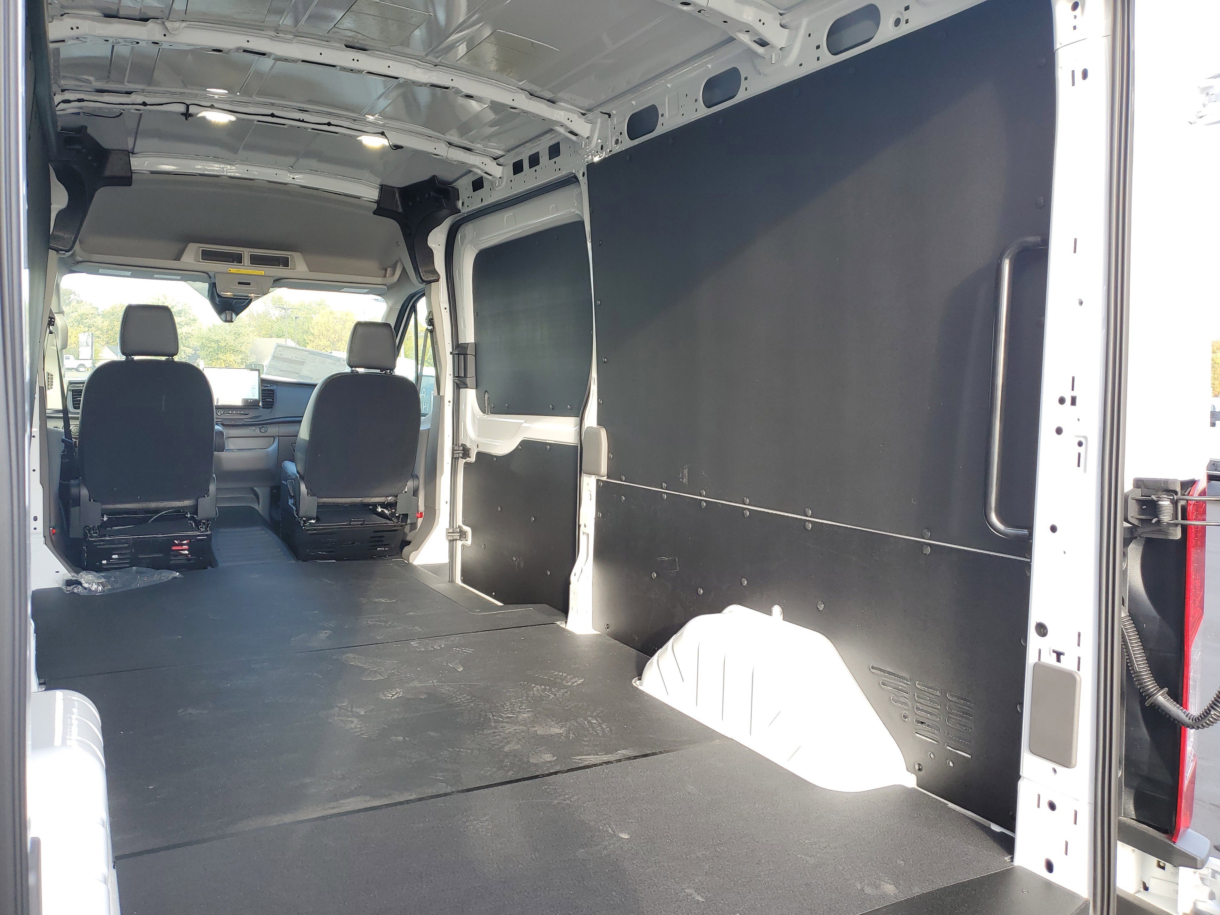 New 2025 Ford Transit 250 148 Medium Roof w/ Load Area Protection Package image 12