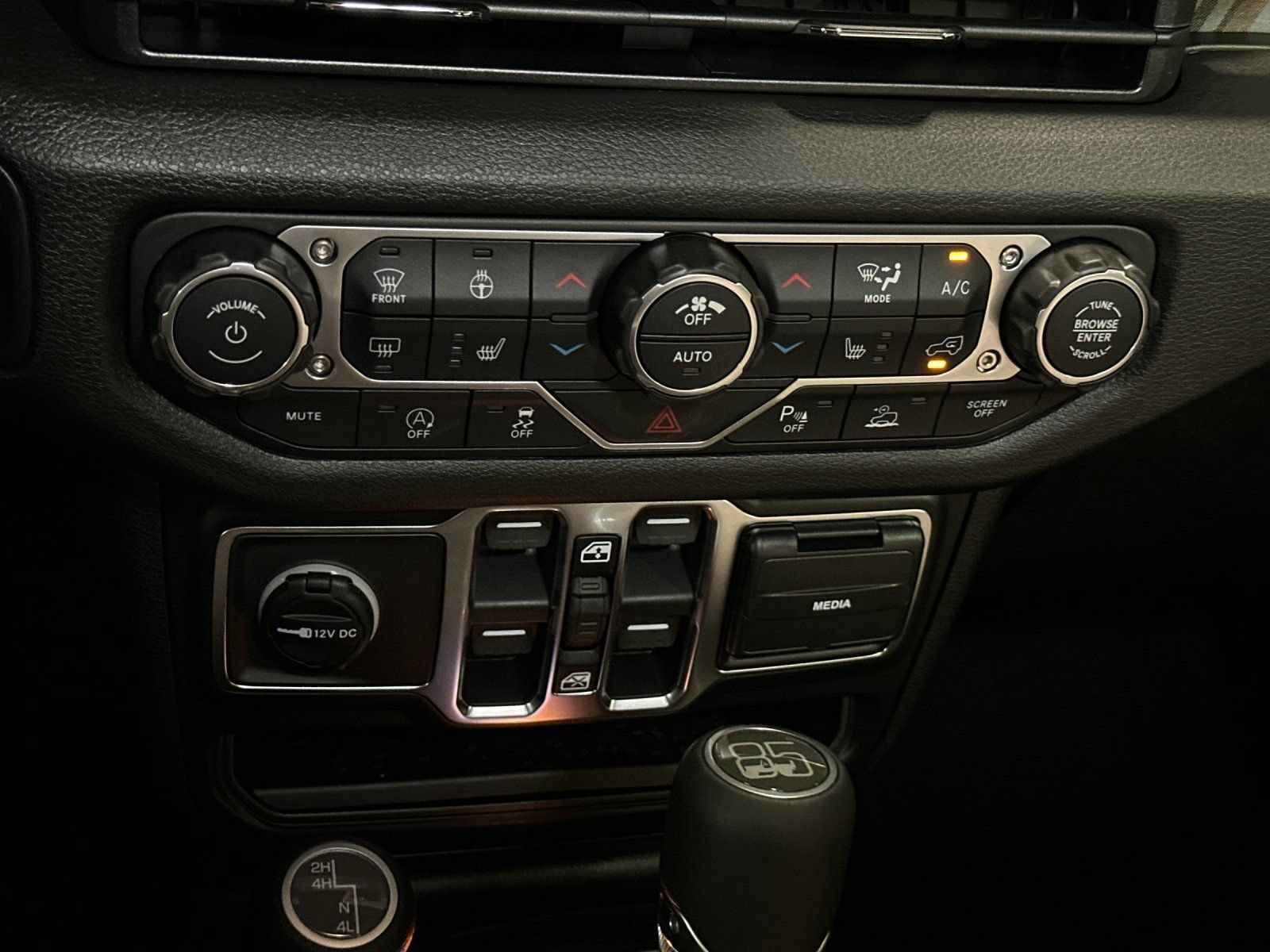 New 2026 Jeep Wrangler Unlimited Sport AWD/4WD image 19