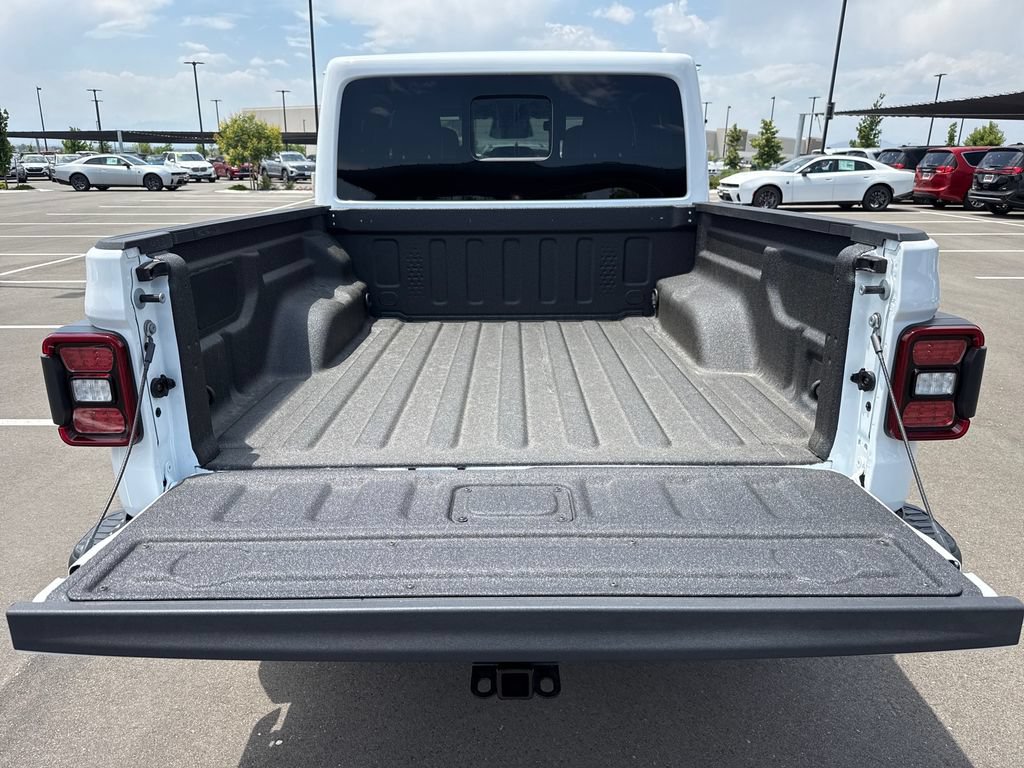 New 2026 Jeep Gladiator Mojave AWD/4WD image 28