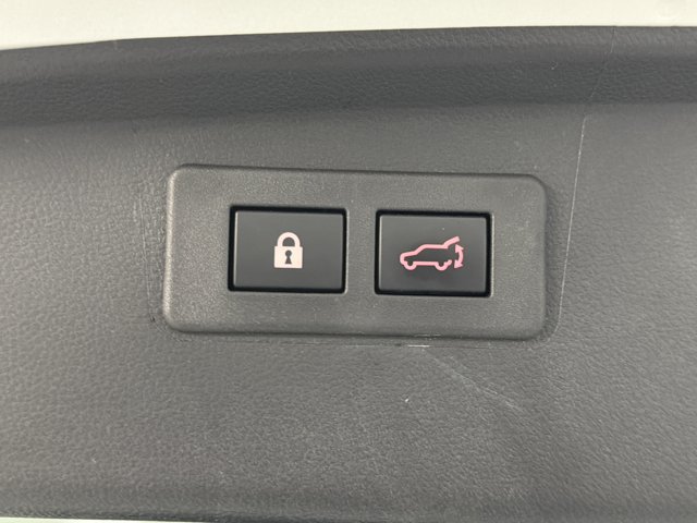 Used 2025 Subaru Outback Limited AWD/4WD image 13