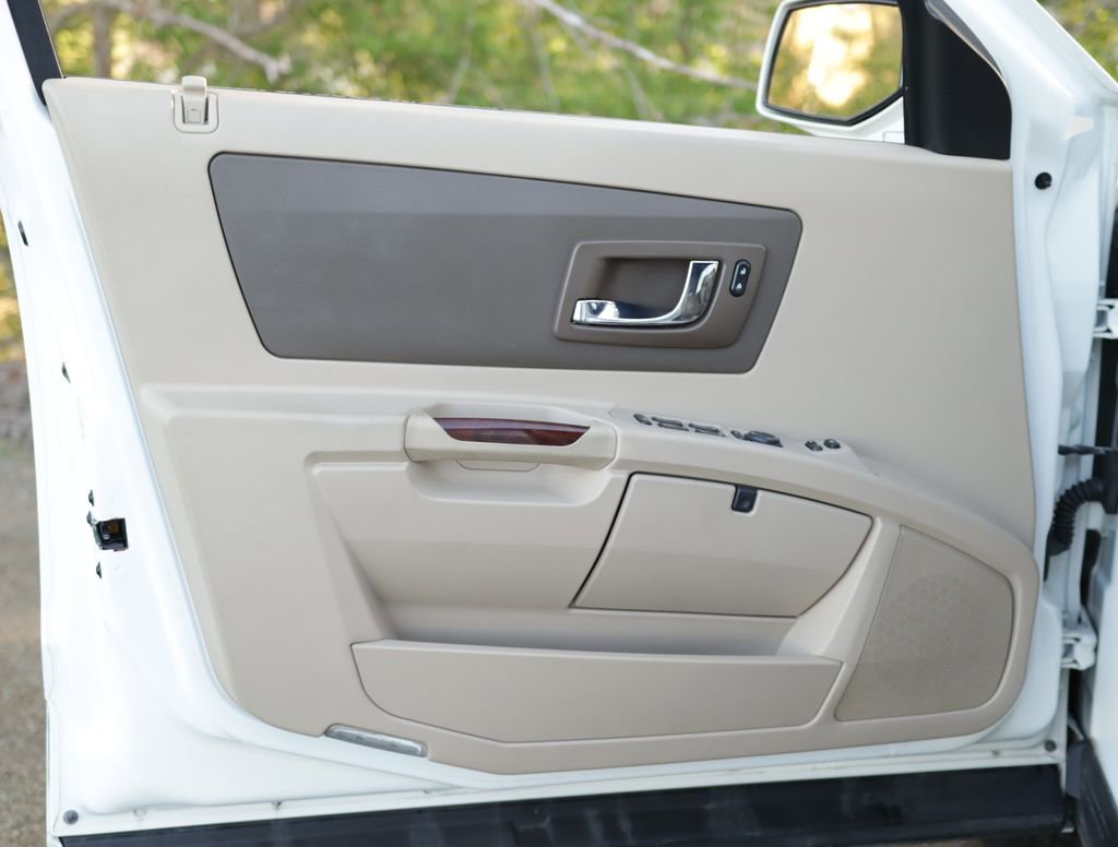 Used 2006 Cadillac SRX w/ Seating Package AWD/4WD image 20