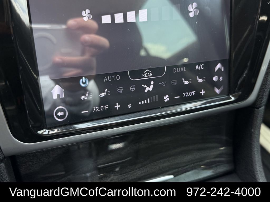 Used 2019 Chrysler 300 Touring w/ Sport Appearance Package RWD image 22