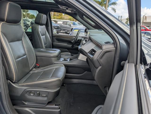 Used 2021 Chevrolet Suburban Premier w/ Premium Package image 19