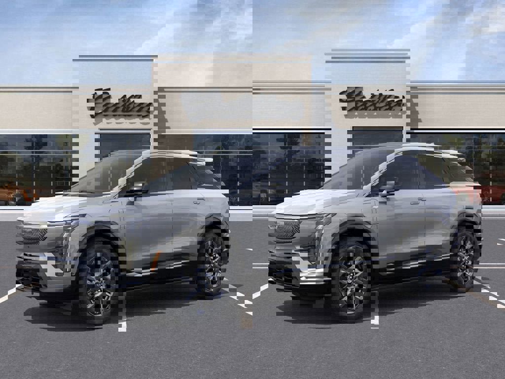 New 2026 Cadillac Optiq Luxury 1 image 2