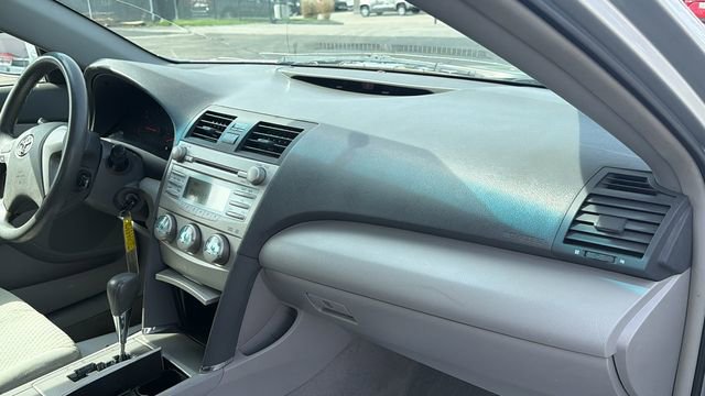 Used 2007 Toyota Camry LE image 27