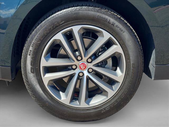Used 2018 Jaguar F-PACE Premium AWD/4WD image 30