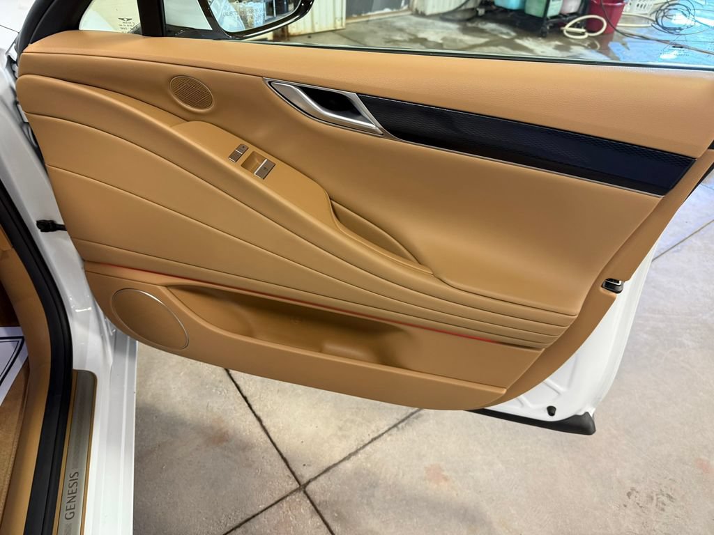 Certified 2025 Genesis G80 2.5T AWD/4WD image 33
