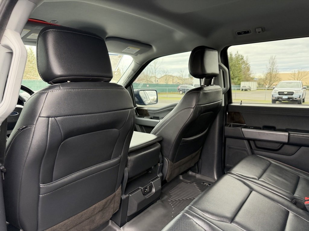 Used 2022 Ford F150 Lariat w/ Trailer Tow Package image 32