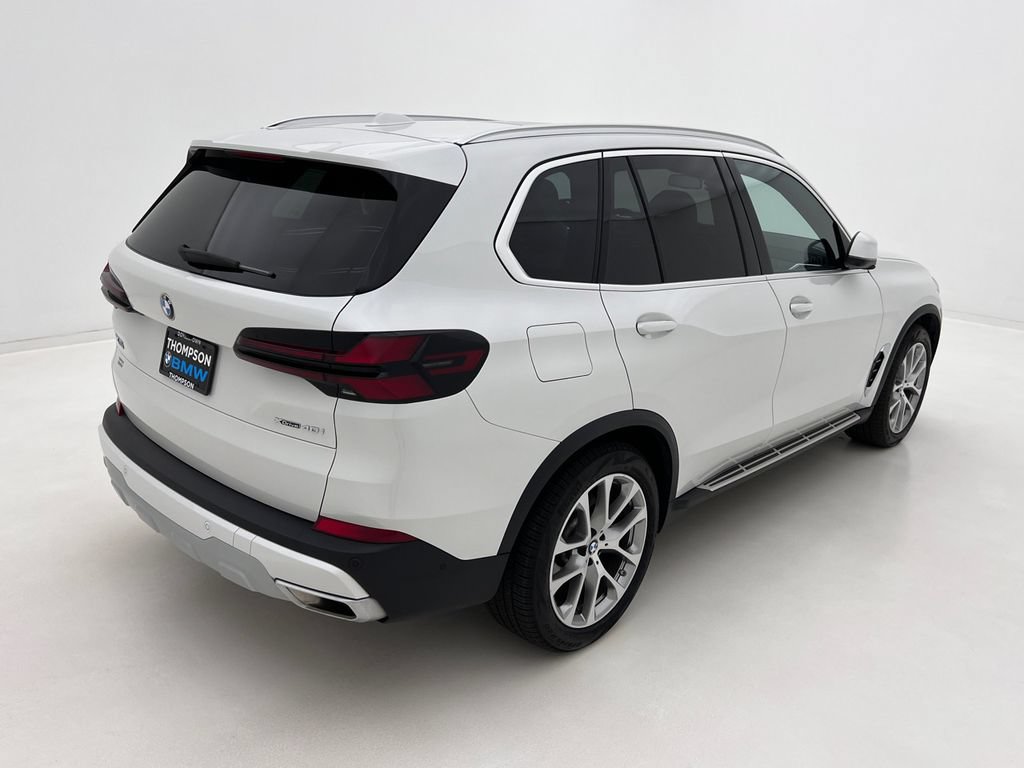 Used 2024 BMW X5 xDrive40i w/ Premium Package AWD/4WD image 7