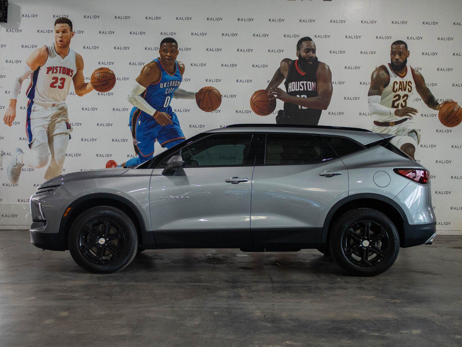 Used 2024 Chevrolet Blazer LT w/ Convenience Package FWD image 16