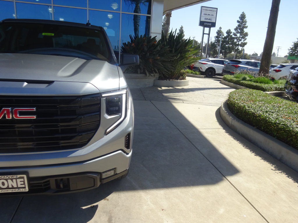 Used 2026 GMC Sierra 1500 Elevation AWD/4WD image 32