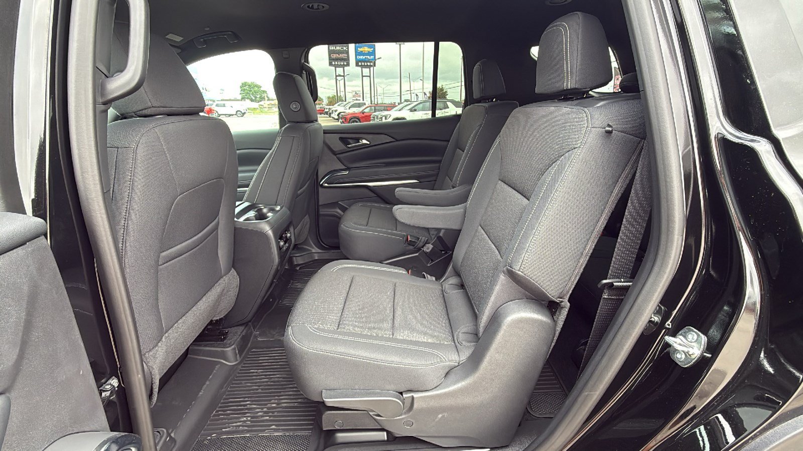 New 2026 Chevrolet Traverse LT w/ Midnight/Sport Edition FWD image 15
