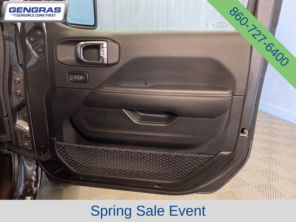 Used 2025 Jeep Wrangler Unlimited Sahara w/ Safety Group AWD/4WD image 44