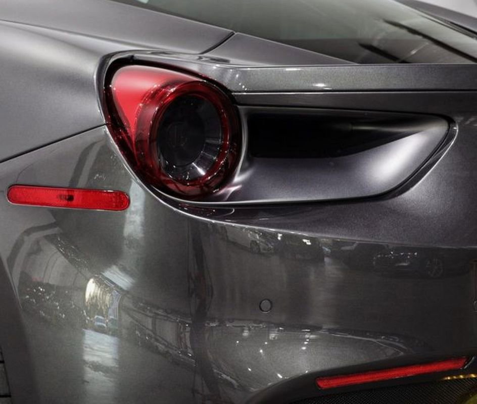 Used 2016 Ferrari 488 GTB image 12