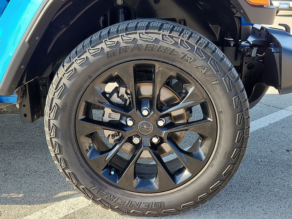Used 2024 Jeep Gladiator Sport AWD/4WD image 8