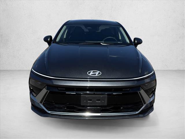 Used 2025 Hyundai Sonata SEL FWD image 2