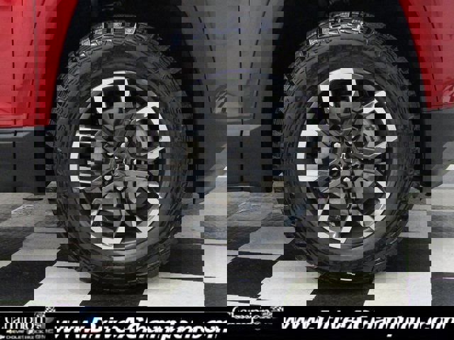 Certified 2026 Chevrolet Equinox ACTIV w/ LPO, Floor Liner Package image 3