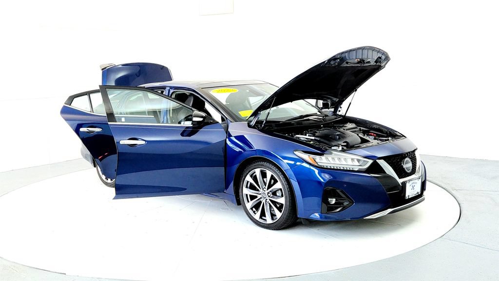 Used 2023 Nissan Maxima Platinum w/ Sport Mat Group FWD image 12