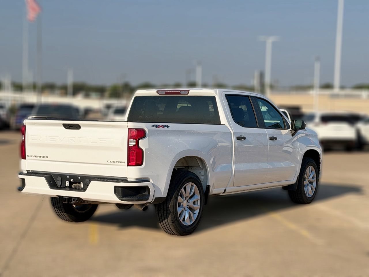 Used 2022 Chevrolet Silverado 1500 Custom AWD/4WD image 8