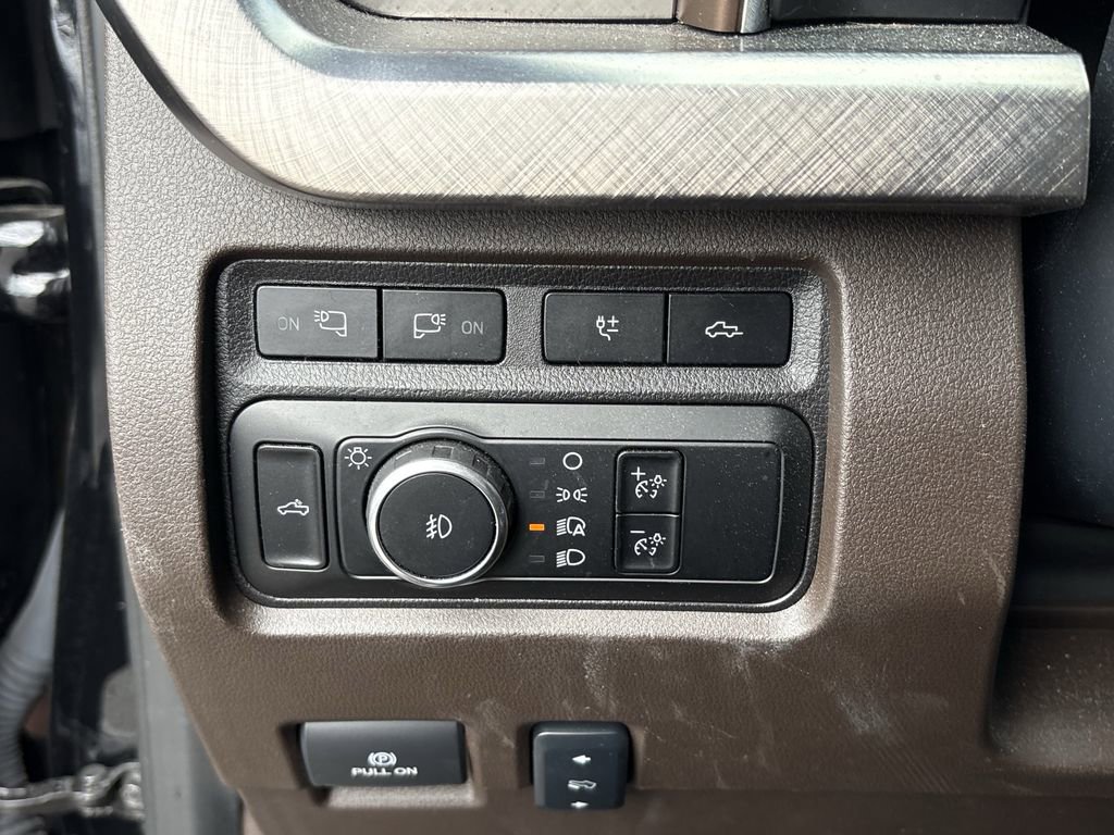 Certified 2024 Ford F250 King Ranch image 12