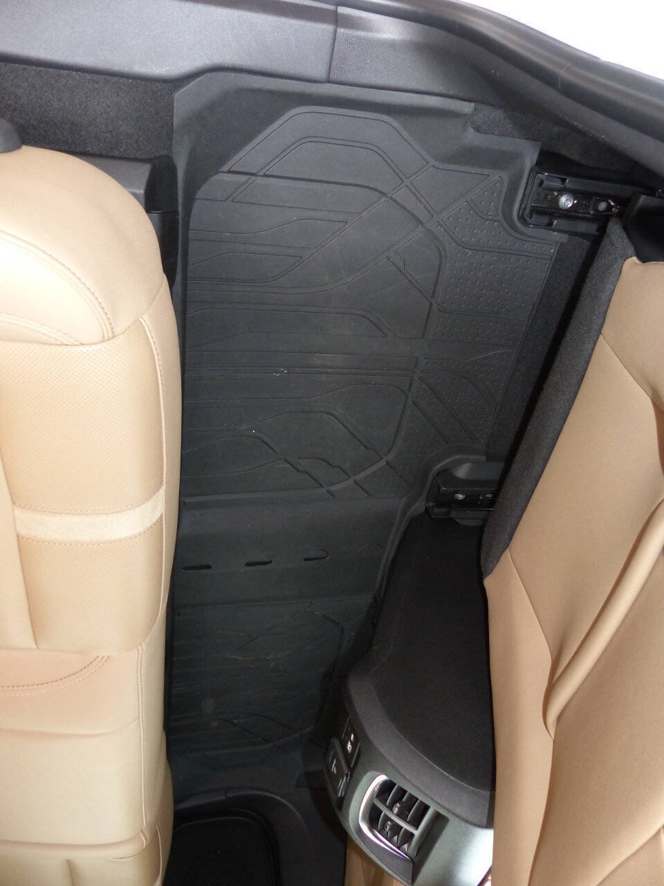 Used 2020 Chevrolet Blazer Premier w/ LPO, Floor Liner Package AWD/4WD image 30