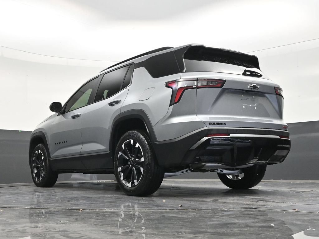Used 2026 Chevrolet Equinox RS FWD image 22