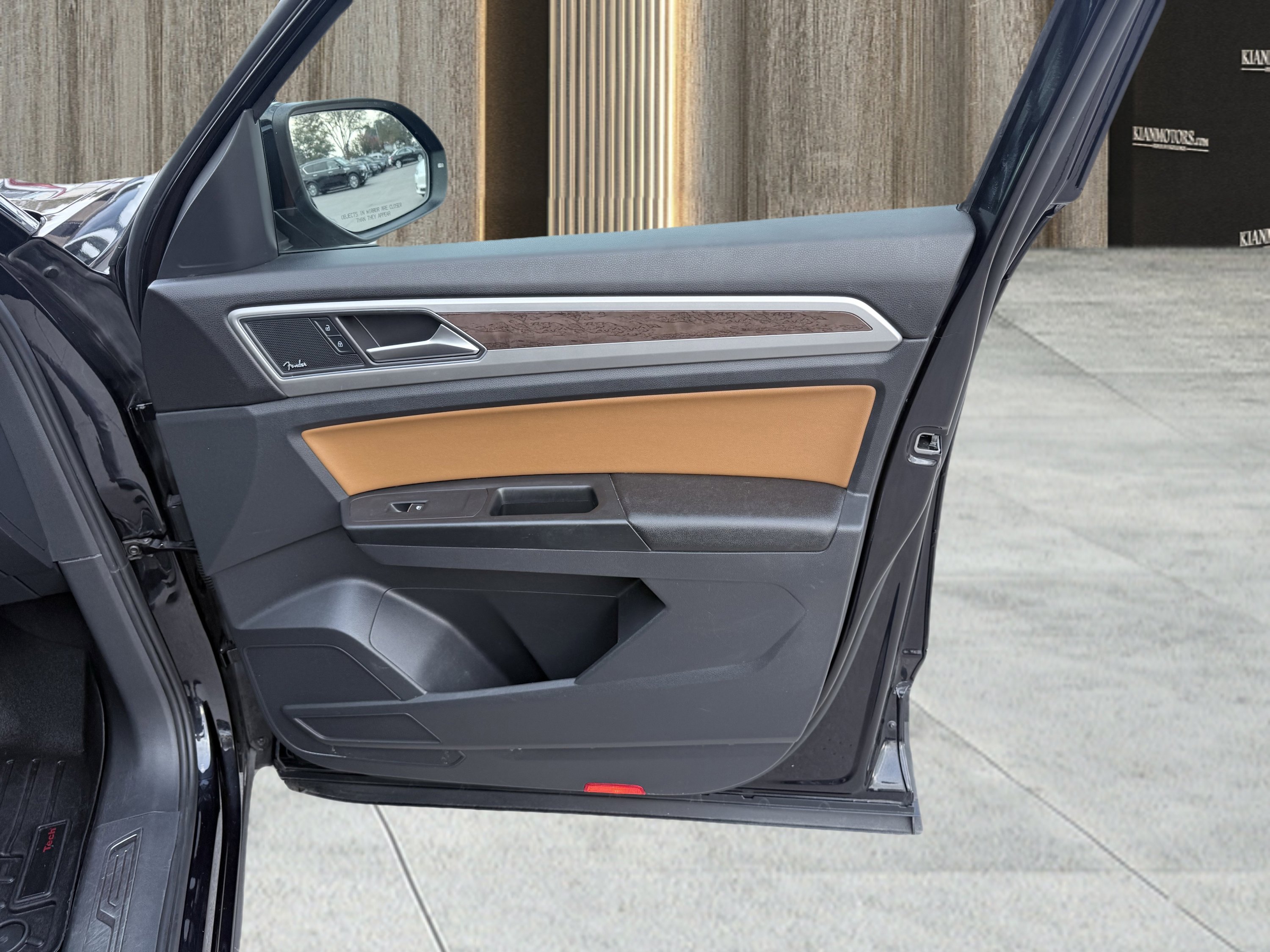 Used 2018 Volkswagen Atlas SEL Premium image 50