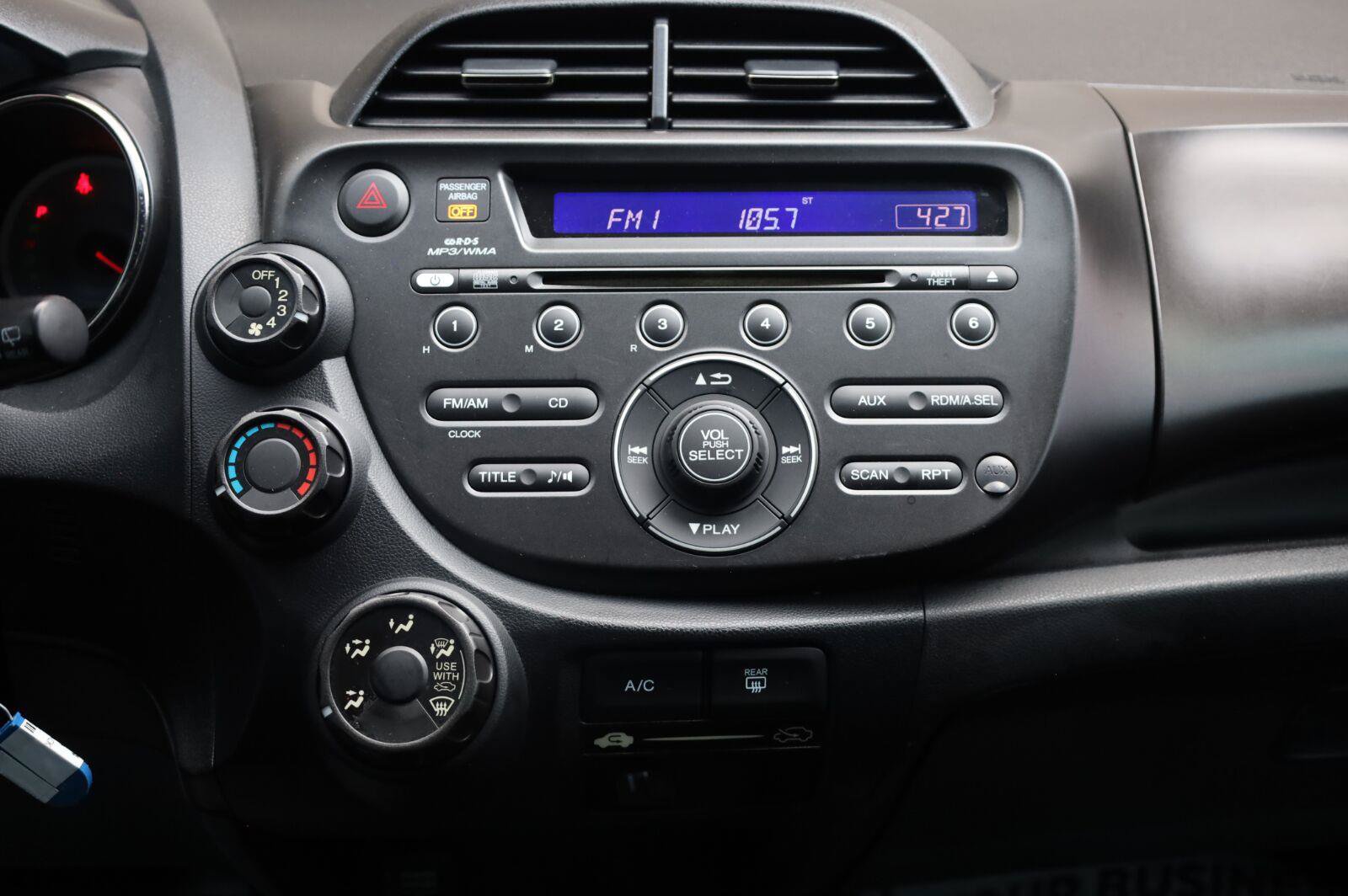 Used 2013 Honda Fit Sport image 36