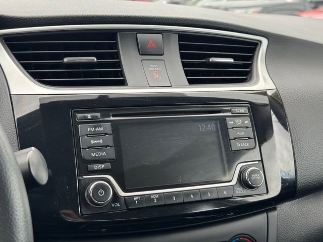 Used 2016 Nissan Sentra SV FWD image 15