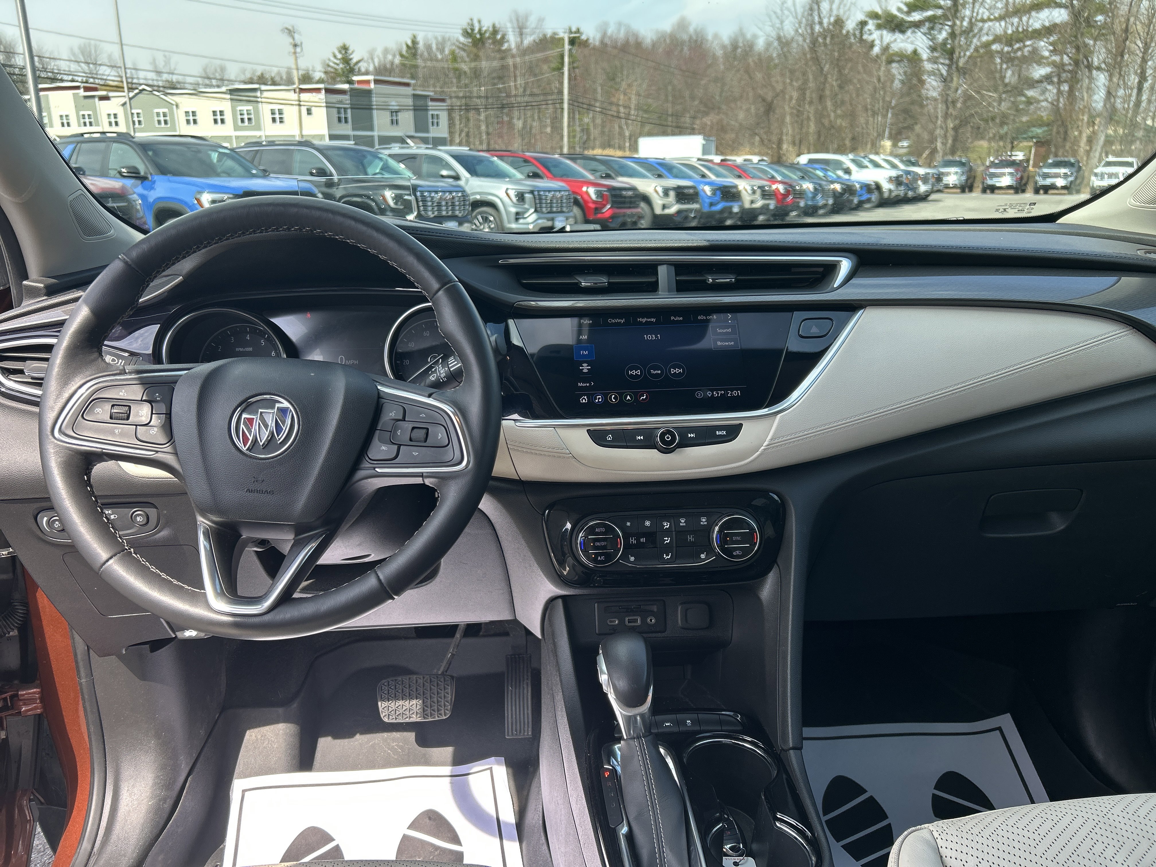 Used 2020 Buick Encore GX Essence w/ Advanced Technology Package image 19
