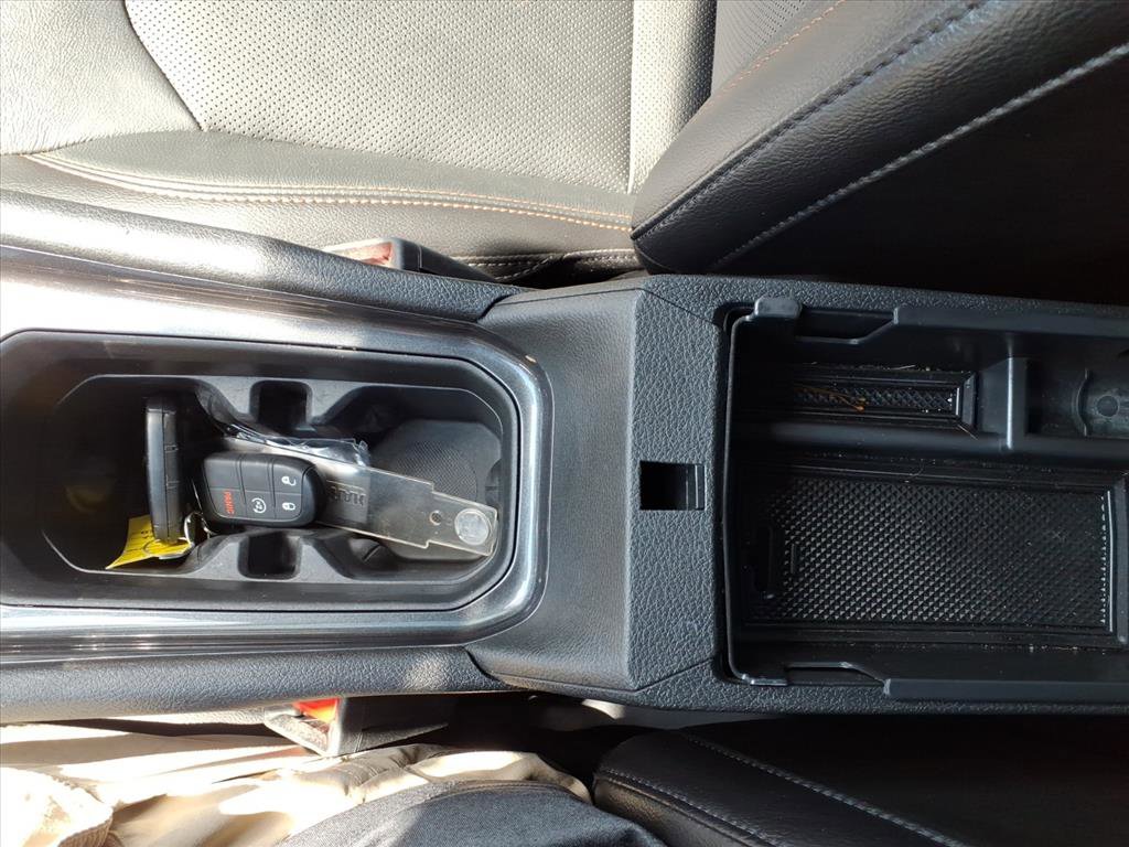 Used 2023 Jeep Compass Latitude image 14