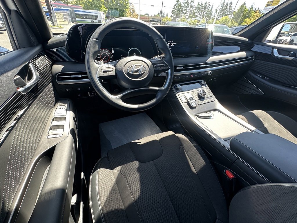 Certified 2025 Hyundai Palisade Calligraphy image 13