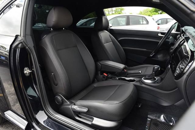 Used 2018 Volkswagen Beetle 2.0T S FWD image 20