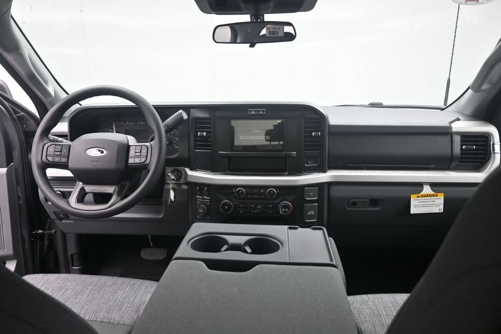 New 2026 Ford F250 XLT w/ FX4 Off-Road Package AWD/4WD image 16